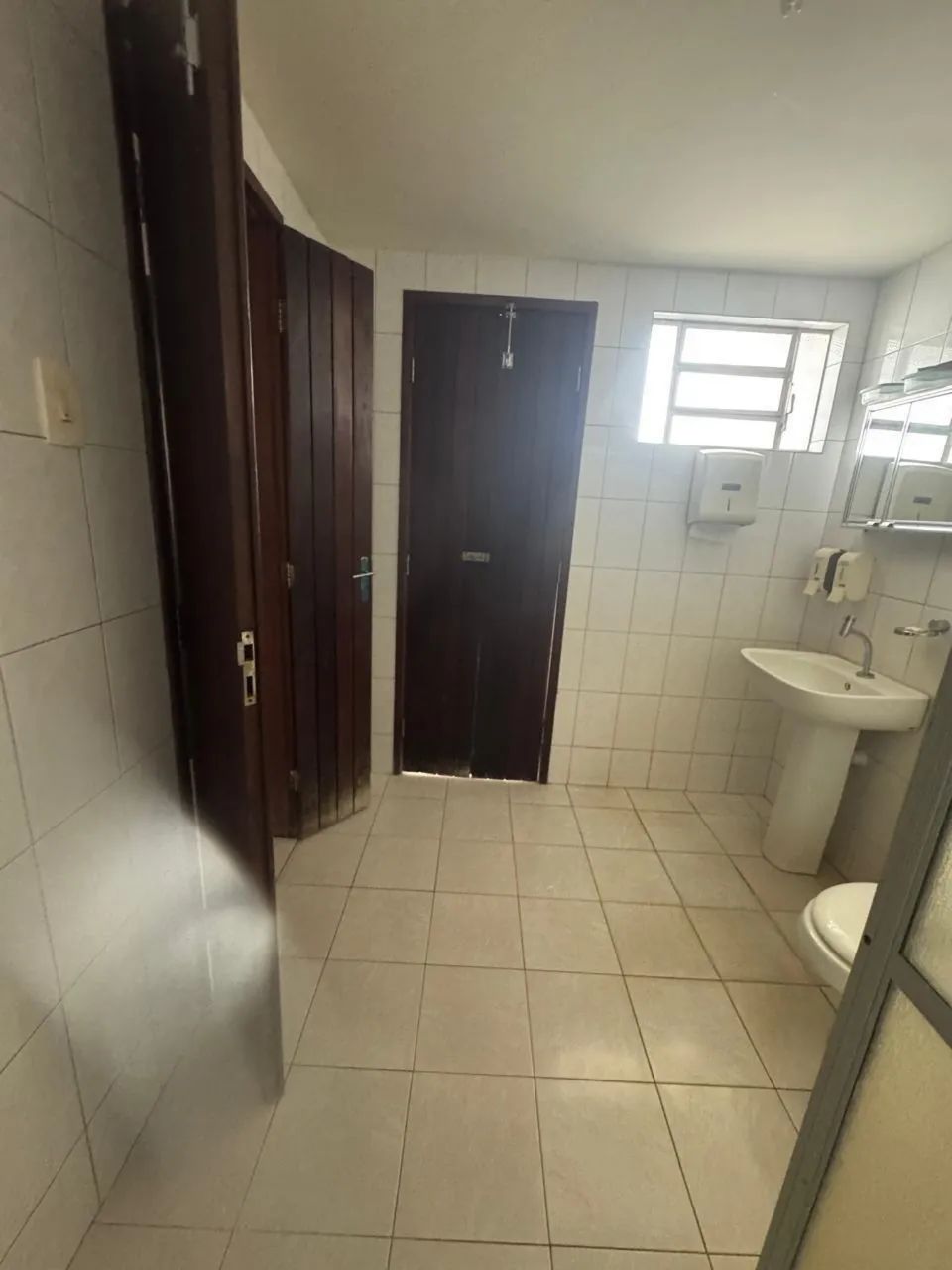 Casa com 3 Quartos no Jaraguá  Impecável, e Ótima Localização - Foto 4
