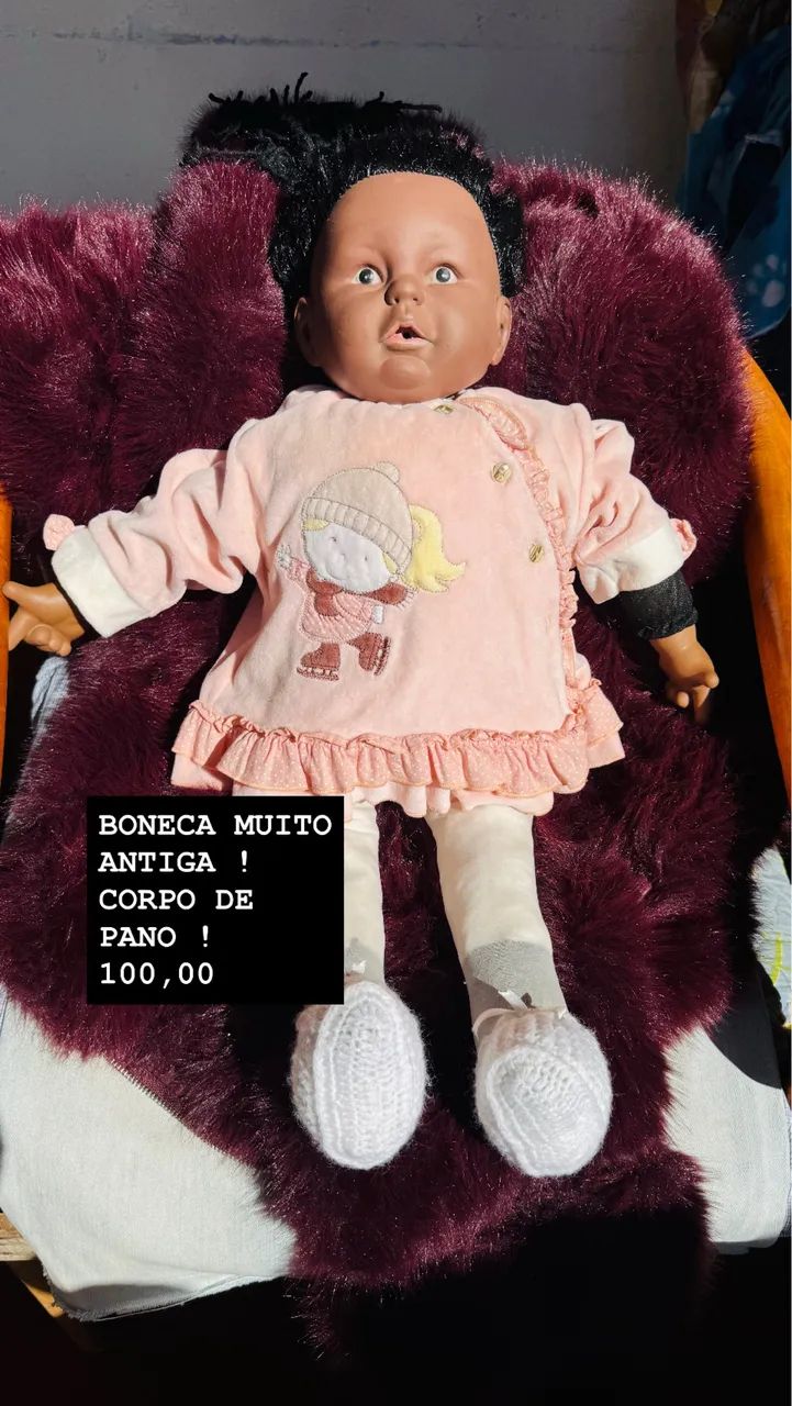 BONECA MUITO ANTIGA NEGRA