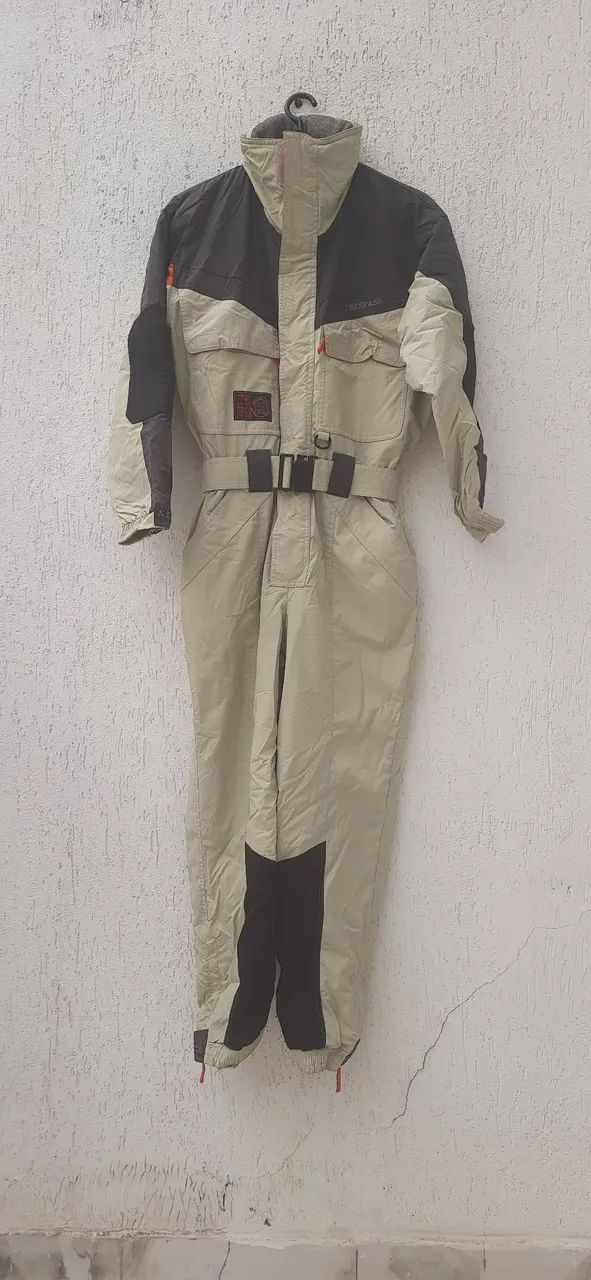 Macacao para neve vintage LEIA O ANUNCIO!