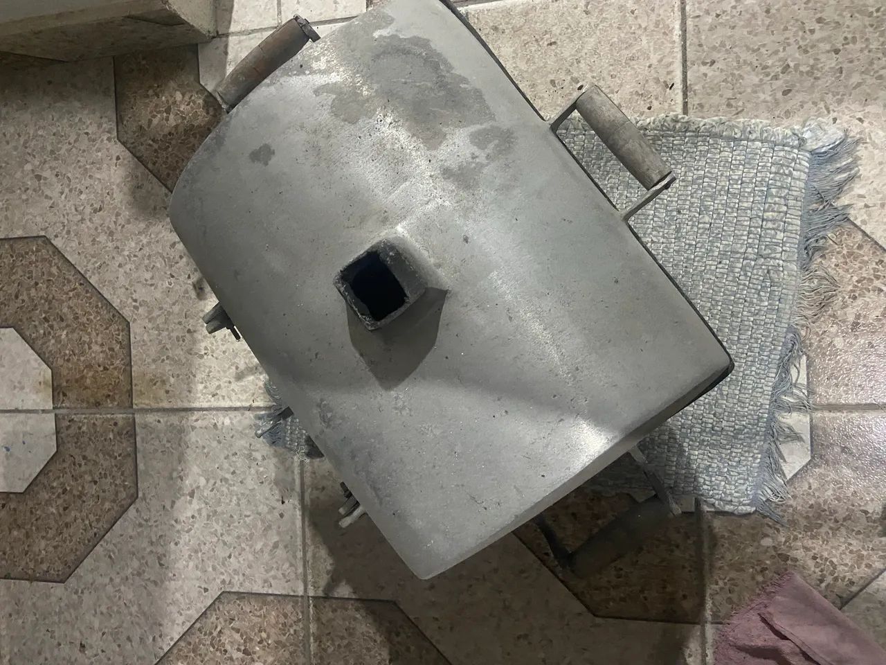 Churrasqueira de alumínio 