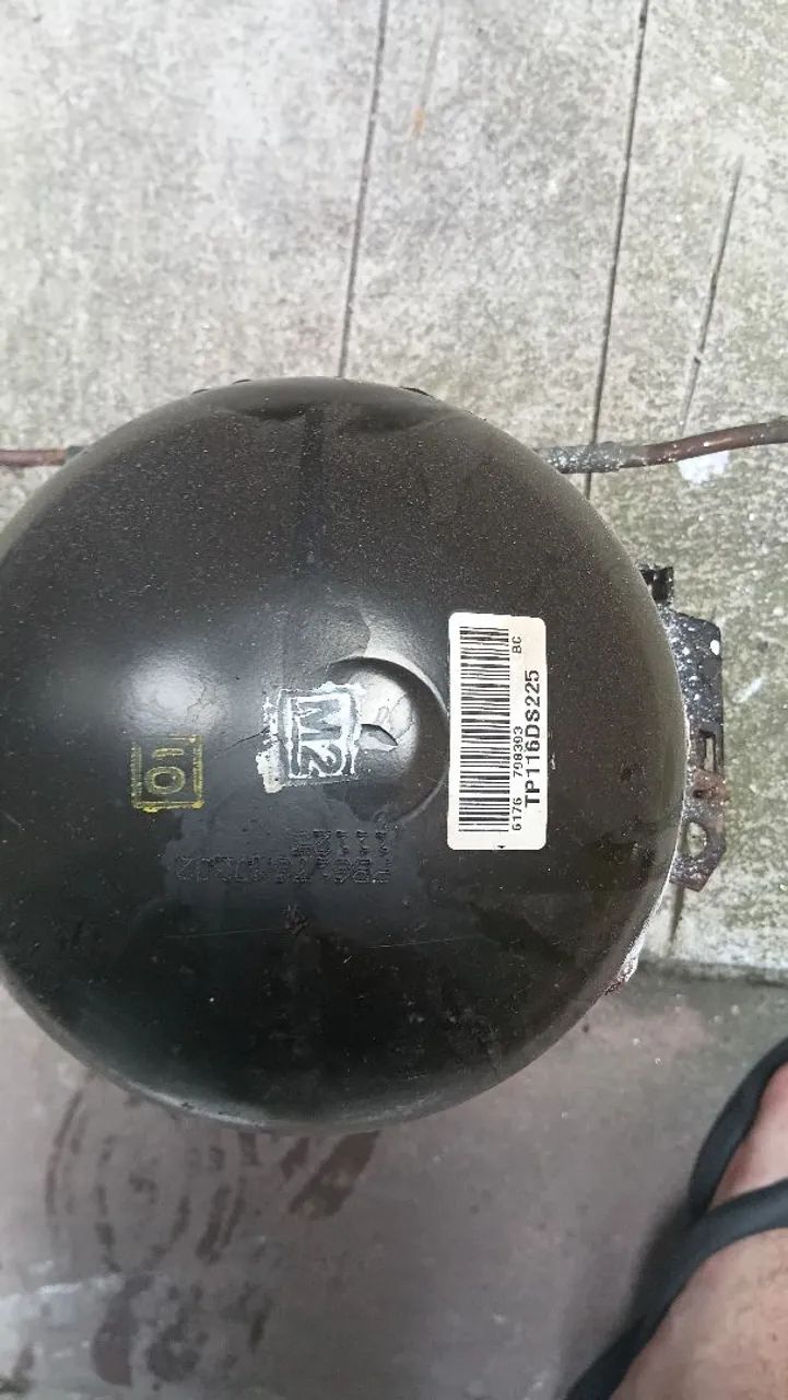 Motor compressor de geladeira marca Tecumseh - Foto 2