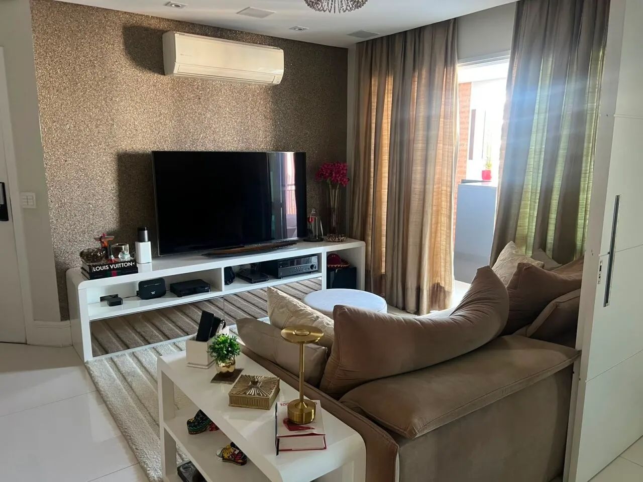 Apartamento em Vila Suzana com 2 quartos, sendo 2 suítes, 103m² FL14 - Foto 2