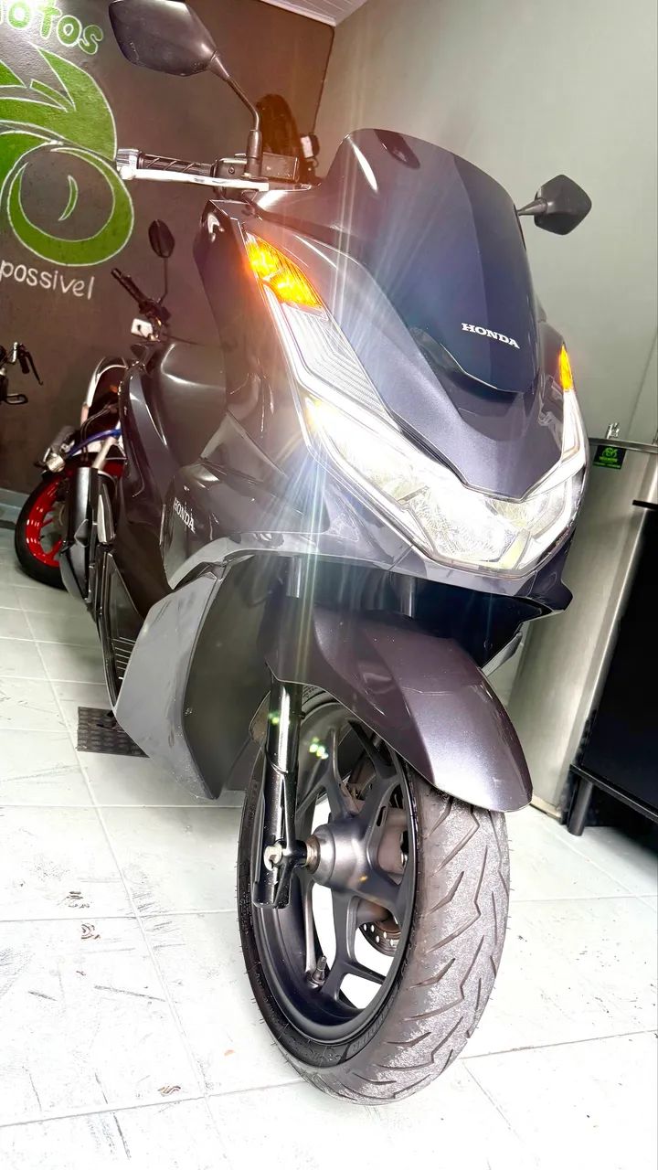 Honda Pcx dlx 2024 - Foto 4