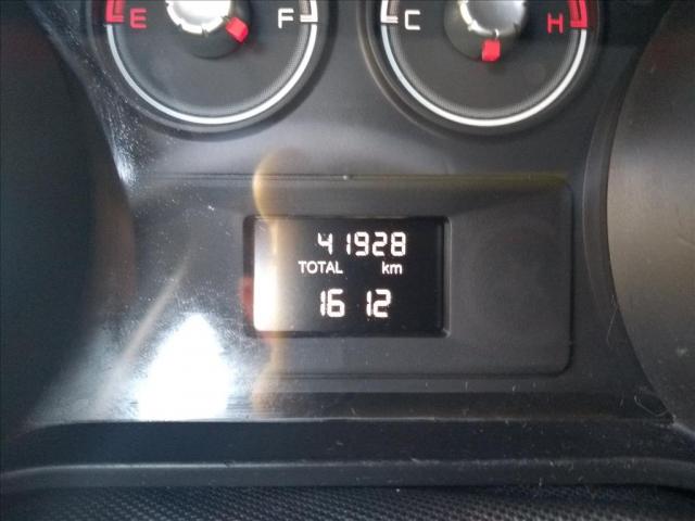 FIAT PUNTO 1.4 ATTRACTIVE 8V FLEX 4P MANUAL - Foto 8