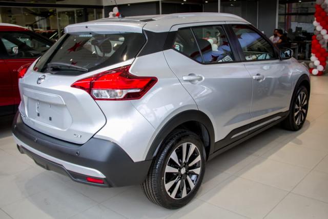 NISSAN KICKS SV CVT 1.6 16V FLEX 5P AUT - Foto 6