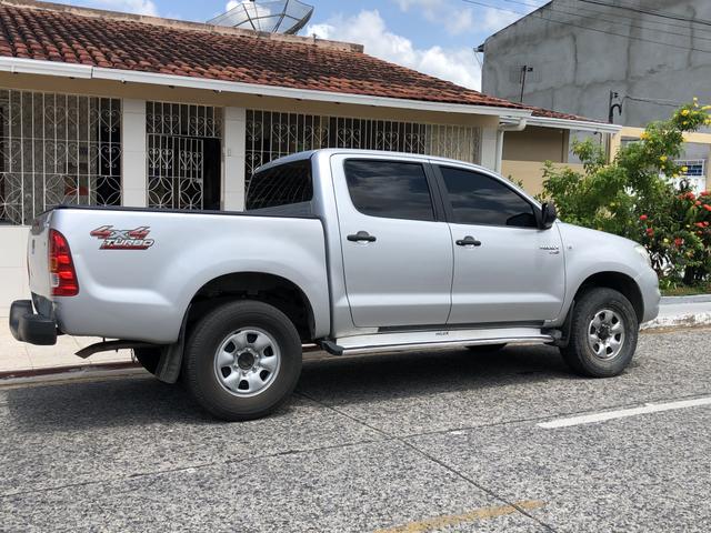 Vendo Hilux único dono - Foto 2