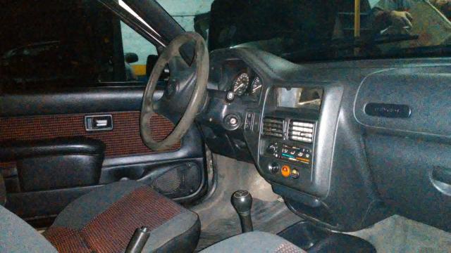 Peugeot 106 98/99 1.0 8 válvulas. Ar, vidros elétricos - Foto 5