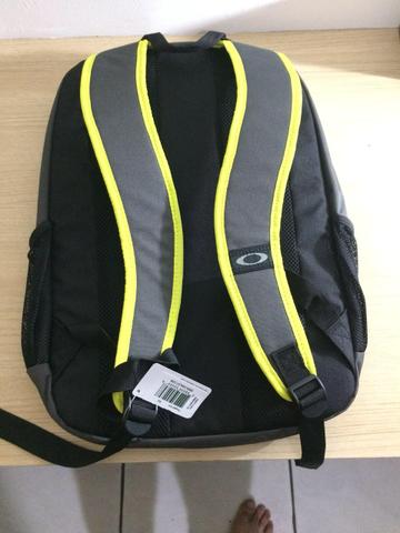 Mochila Oakley - Original - 22 Litros - Nova e Sem Uso - Foto 4