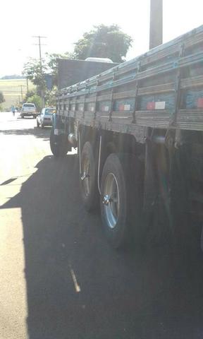M.Benz L 1513 carroceria granel - Foto 2