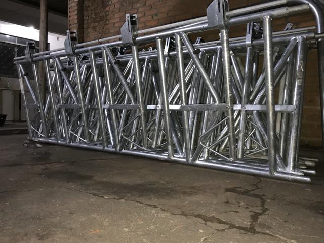Canzil galvanizado 4 lugares para vacas - Foto 4