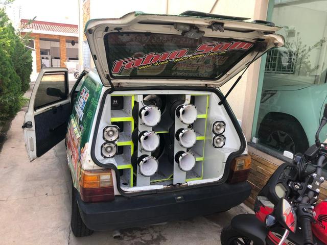 Vendo Fiat uno com som - Foto 2