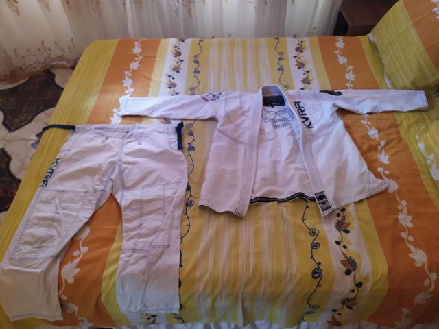 Kimono kvra shadow branco F3 ( NOVO ) - Foto 3