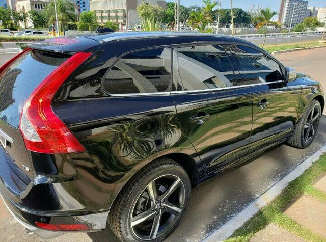 Volvo XC60 2.0 T5 R-Design 5p - Foto 4