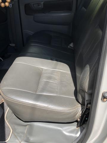 Vendo Hilux único dono - Foto 6
