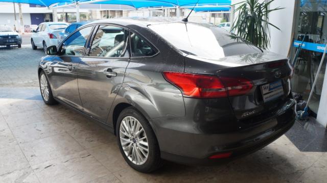 FORD FOCUS 2.0 SE FASTBACK 16V FLEX 4P POWERSHIFT - Foto 11