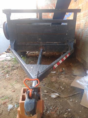 Vendo / troco em tijolos um reboque * ZAP e ligações - Foto 2