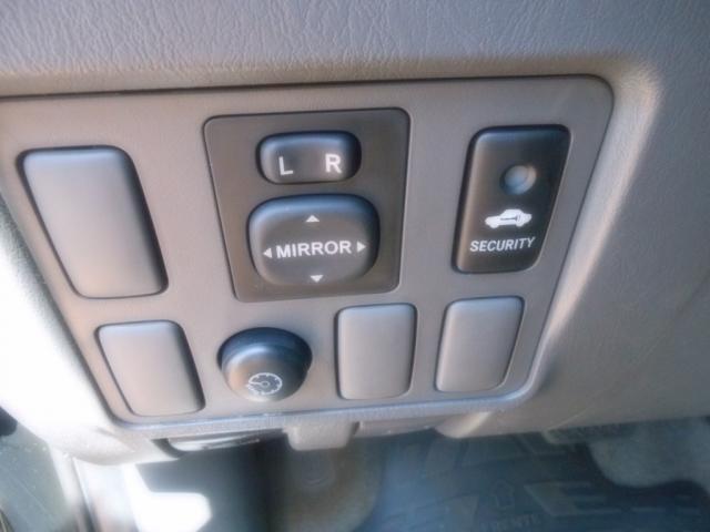 TOYOTA HILUX CD SRV D4-D 4X4 3.0 TDI DIESEL AUT - Foto 14