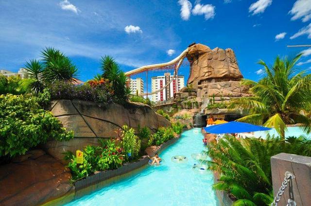 Piazza DiRoma, Hotel que da - acesso grátis ao Acqua Park Splash Di Roma Caldas Novas
