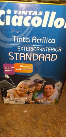 Vende-se tinta 18l
