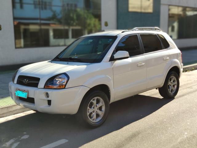 Tucson GLS 2.0 2015/16 Flex Aut. único dono apenas 30.000 Km rodados