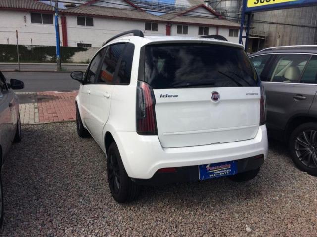 Ideia Attractive 1.4 2015 - Foto 4