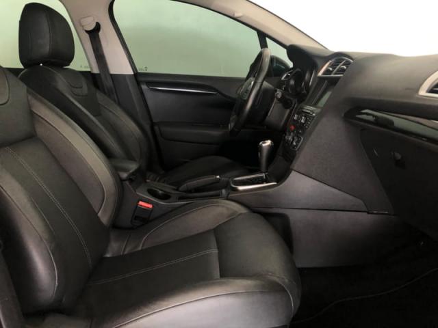 CITROEN C4 LOUNGE 1.6 EXCLUSIVE 16V TURBO GASOLINA 4P AUT - Foto 4