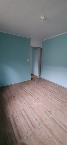 Aluga-se casa de fundos - Foto 3