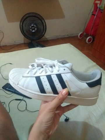 Tênis Adidas Superstar ORIGINAL.