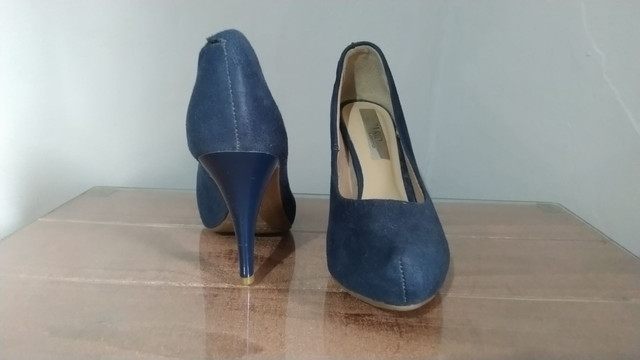 scarpin beira rio azul marinho