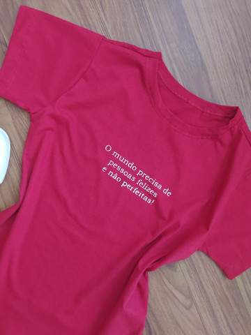 T-shirt Feminina - Foto 3