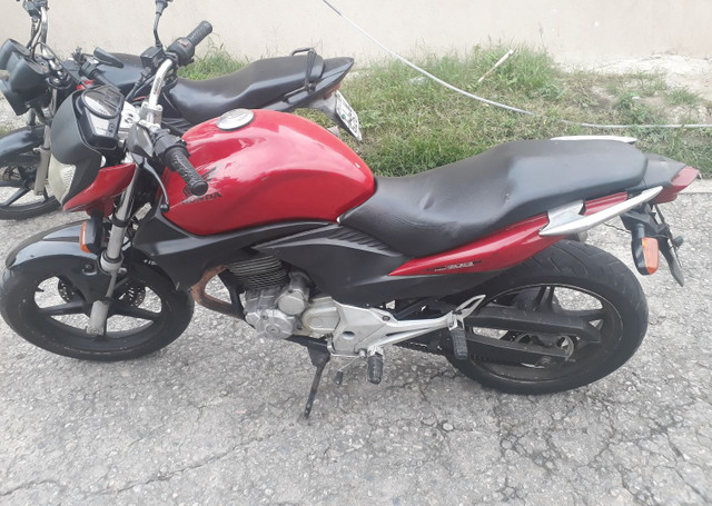 Vendo cb 300
