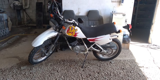 DT 180 MUITO CONSERVADA