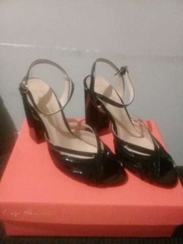Sandalia Luiza Barcelos, tamanho 38 - e calçados - Centro, Santana do Paraíso 1078498875 |