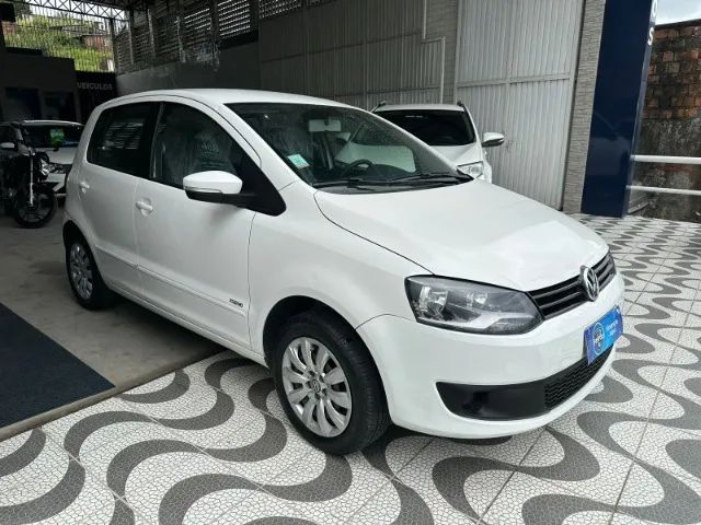 Fox 1.0 Trend 2014/2014 com GNV G5 - super novo, completão. 
