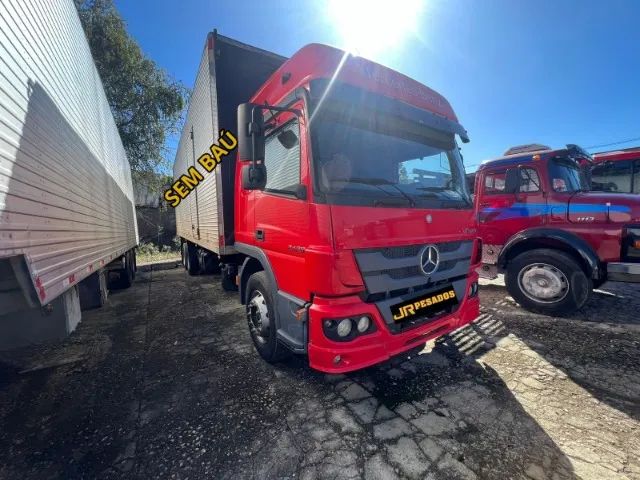 mercedes-benz mb atego 2426 teto alto ano 2019 trucado 6x2 sem baú