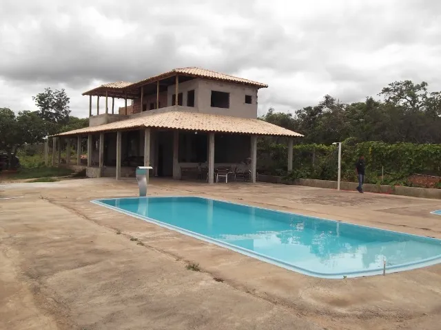 Sitio 20.000m ² em condomínio fechado, portaria 24hrs, Serra do Cipo.