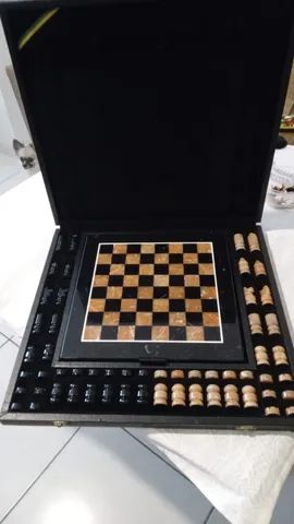 Magnífico e raro conjunto para jogo de xadrez completo