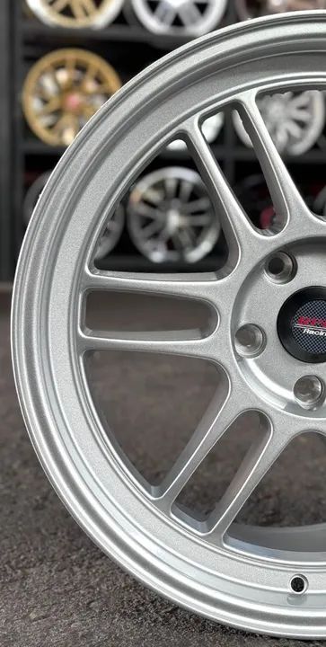 Rodas RPF1 aro 18 tala 8.5 - Foto 3
