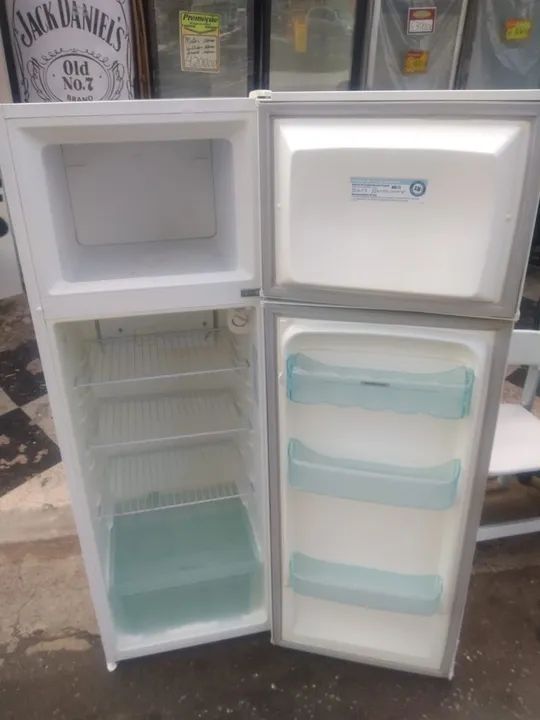 Geladeira 260 litros  - Foto 3