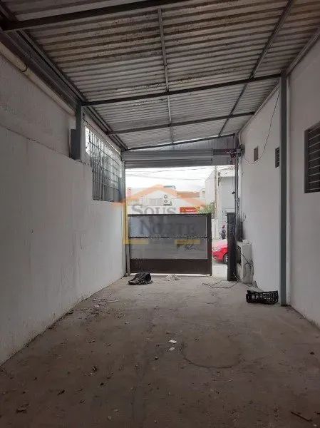 Galpão comercial, 4 salas para escritório, 3 vagas de garagem.200m². - Vila Guilherme - Foto 2