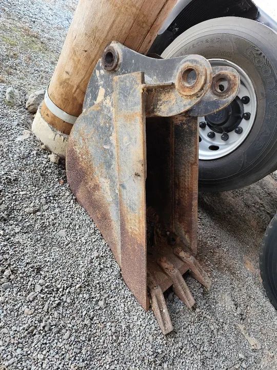 Concha para Retroescavadeira Randon  - Foto 3