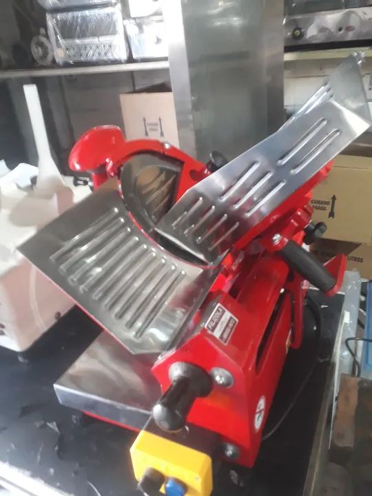 Cortador de frios..moedor de carne e refresqueira