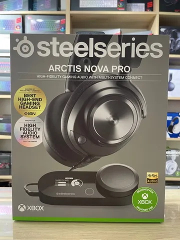 SteelSeries Arctis Nova Pro com controlador de áudio - até 12x sem juros 
