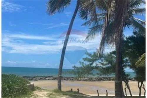 Casa com Vista para o Mar e Preço Imperdível
