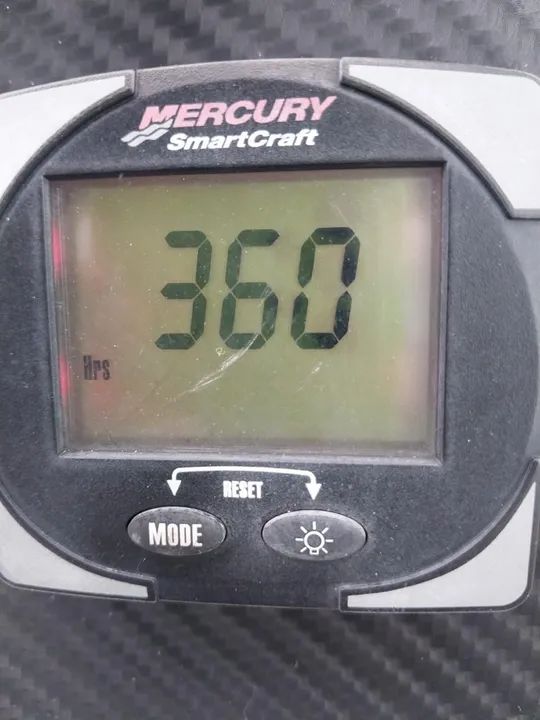 Vendo lancha real 26 class motor mag 350 - Foto 3