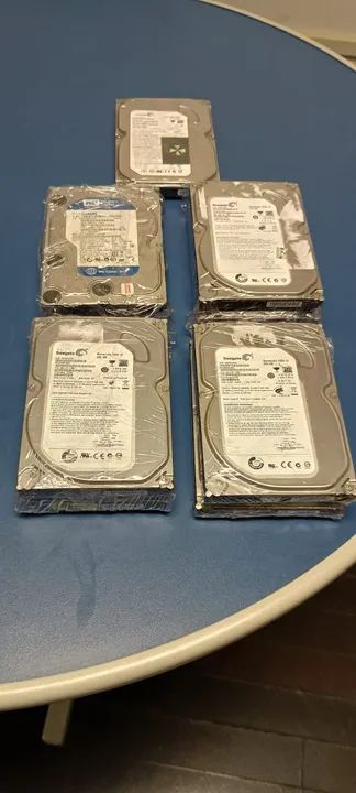 HDs usados, testados e em perfeito funcionamento, com valores a partir de R$ 40,00. - Foto 3