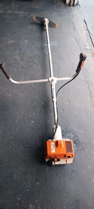 Roçadeira Stihl FS 220 - Foto 5