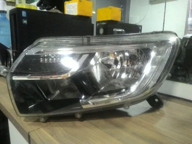 Farol Esquerdo Renault Sandero Logan 2018 a 2020 260606078R