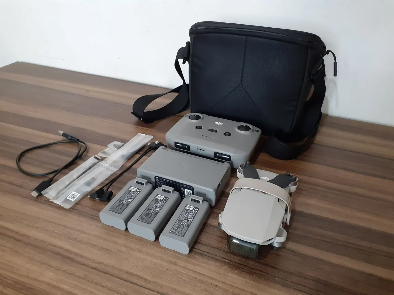 DJI Mini 2 Se Combo Fly More