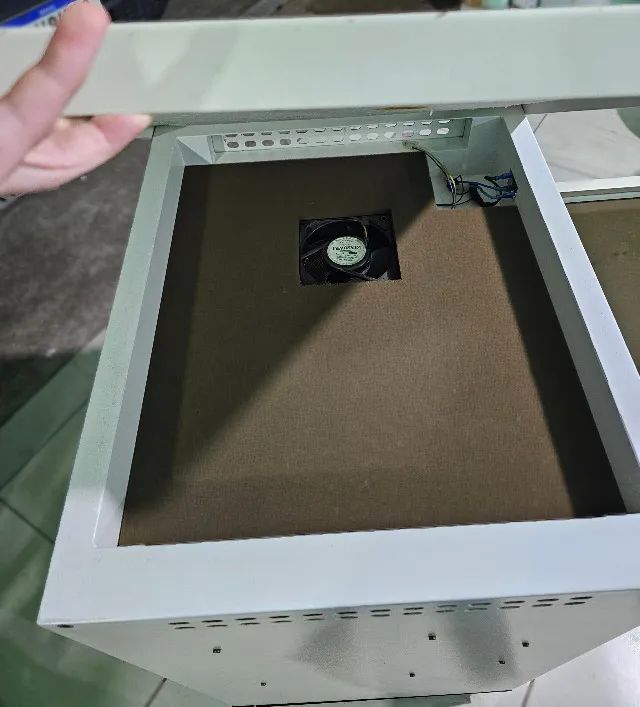 Compressor Odontológico Schulz MSV 6 30 Litros 1HP C/ Cabine Acústica Semi Novo - Foto 4